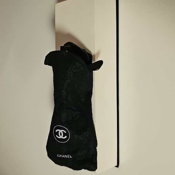 CHANEL  CC LOGO BLACK SUNGLASSES/1C2179 - Picture 10 of 11